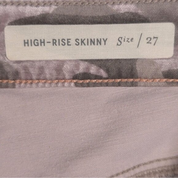 Anthropologie Pilcro and the Letterpress High-Rise Skinny Velvet Camo Pants 27 - Picture 4 of 14